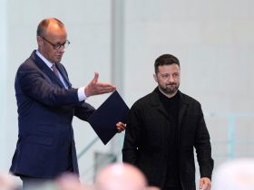 Канцлер Мерц заявив про вичерпані дипломатичні шанси завершити війну в Україні. Німеччина підтримує Київ і приховує постачання зброї.
