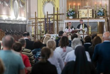 У Луцьку відбулася меса за жертв Волинської трагедії. Захід відвідали дипломати та представники польської меншини. Лунали заклики до ексгумацій.