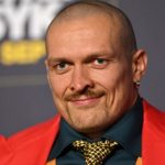 Олександр Усик заробив $132 млн за реванш із Дюбуа. Яку суму він сплатить до бюджету України і скільки залишиться після всіх витрат — деталі.