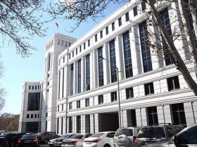 МЗС Вірменії спростувало заяву ГУР України про нарощування російської військової присутності у країні на тлі напруження з Азербайджаном.