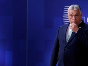 Міністр закордонних справ Польщі звинуватив Віктора Орбана в саботажі ЄС разом із Путіним на тлі його критики Євросоюзу та можливого виходу Угорщини з блоку.