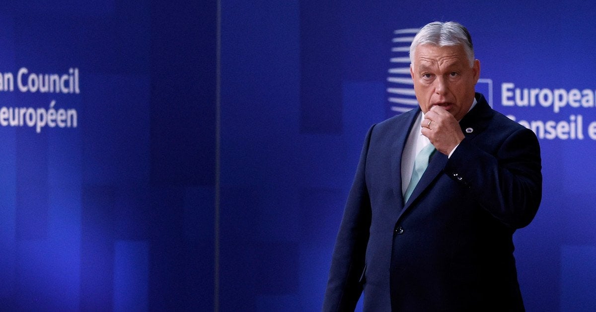 Міністр закордонних справ Польщі звинуватив Віктора Орбана в саботажі ЄС разом із Путіним на тлі його критики Євросоюзу та можливого виходу Угорщини з блоку.