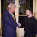 WP: Трамп запитав у Зеленського, чому Україна не завдає ударів по Москві. Президент України відповів: «Якщо отримаємо зброю — можемо».