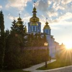 Синоптики прогнозують від +17 до +32 градусів та короткочасні дощі в останній тиждень серпня в Україні. Детальний прогноз по регіонах.