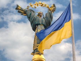 24 серпня 2025 року Україна святкує День незалежності, що має велике значення для національної ідентичності та культури. Дізнайтесь про історію, традиції та важливість свята.