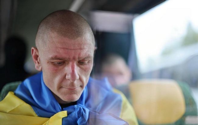 Україна повернула з російського полону журналіста Дмитра Хилюка, ексмера Херсона Володимира Миколаєнка та інших цивільних і військових.