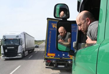 Україна продовжила "транспортний безвіз" із Молдовою до кінця 2027 року. Це спростить перевезення вантажів і сприятиме зростанню товарообігу між країнами.