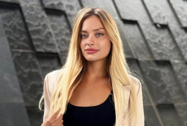 Дізнайтеся історію української моделі Марії Ковальчук: від OnlyFans до міжнародного скандалу та серйозних травм під час поїздки до Дубаю.
