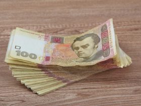 У 2026 році індексація зарплат знову обнуляється: базовим місяцем стане січень, а розрахунок інфляції почнеться з лютого. Що це означає для працівників?