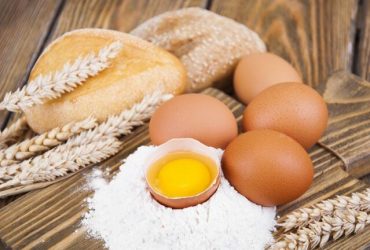 Прогноз цін на продукти у жовтні 2025: овочі, картопля, олія, молоко та м’ясо. Що кажуть експерти про врожай і майбутню вартість продуктів.
