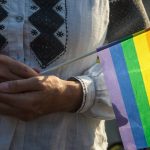 В УКУ студентці відмовили у гуртожитку після виявлення емодзі ЛГБТ у соцмережах. Інцидент викликав скандал та офіційну реакцію університету.