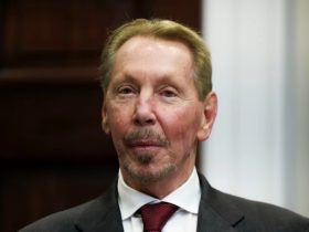 Ларрі Еллісон, співзасновник Oracle, став найбагатшою людиною світу, обійшовши Ілона Маска після стрибка акцій і нових хмарних контрактів компанії.