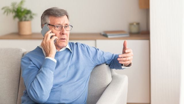 У 2025 році виплати ВПО здійснює Пенсійний фонд України. Куди телефонувати та до кого звертатися у разі затримки — контакти й умови.