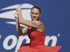 Марта Костюк стала першою українкою, яка вийшла до 1/8 фіналу US Open одночасно в одиночному та парному розрядах, встановивши національний рекорд.