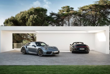 Porsche 911 Turbo S вперше представлений як гібрид із 711 к.с. Дебют на IAA у Мюнхені, продажі стартують наприкінці 2025 року. Розгін – 2,5 с.