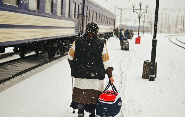 Куди не курсуватимуть поїзди 11 лютого: зміни в розкладі Укрзалізниці Укрзалізниця 11 лютого змінює розклад через обстріли РФ: частину поїздів скасовано, на окремих маршрутах введені автобусні об’їзди.