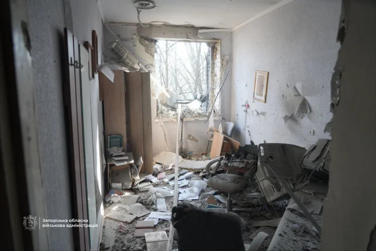 Війська рф вдарили по пологовому будинку у Запоріжжі: постраждали шість осіб