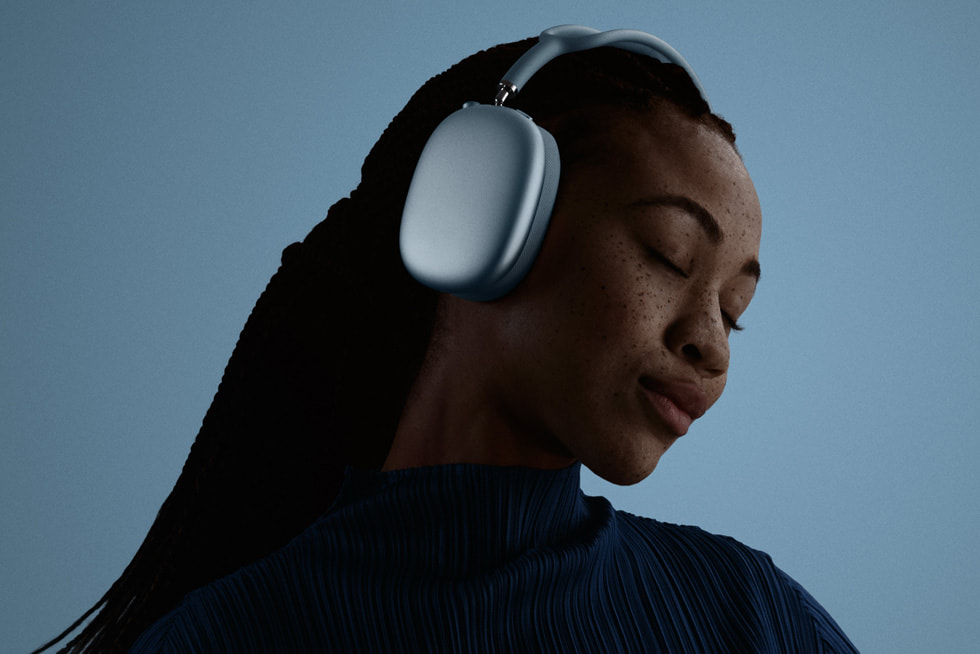 Apple офіційно презентує AirPods Max 2 з чипом H2 Apple представила AirPods Max 2 з чипом H2, покращеним шумоподавленням, якісним звуком та інтелектуальними функціями, доступні п’ять кольорів.